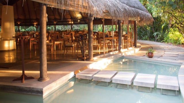 COCO PALM DHUNI KOLHU 4+ *, MALDIVES 🇲🇻 смотреть онлайн