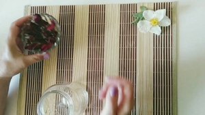 ГОТОВИМ РОЗОВОЕ МАСЛО И ТОНИЗИРУЮЩИЙ ТОНИК ИЗ ЛЕПЕСТКОВ РОЗ