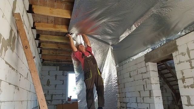 Пароізоляція потолка . Чорнові потолкі. Монтаж пароізоляції смотреть онлайн