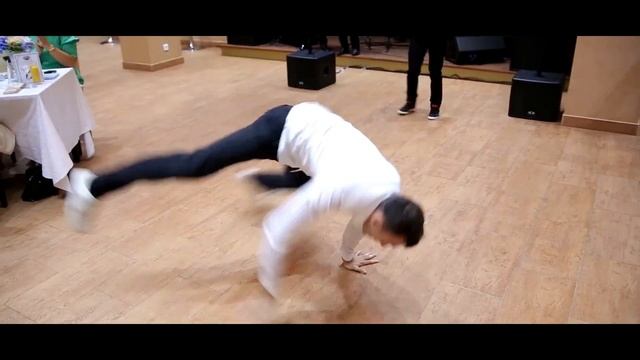 GorodSvadeb: Ведущий Артур Королев смотреть онлайн