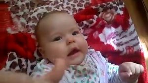 Рычащий ребенок :)