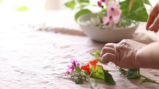 Become a Florist: 5 WAYS TO WORK WITH FLOWERS