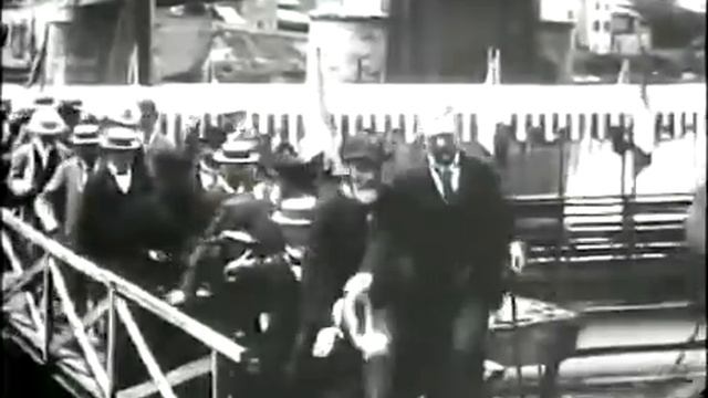 The Photographical Congress Arrives in Lyon (1895) Louis Lumiere смотреть онлайн