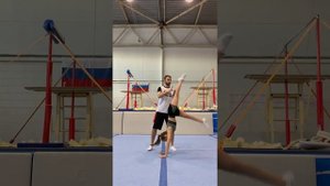 СТОЙКА НА РУКАХ ДЛЯ ЧИРЛИДЕРОВ. ЧАСТЬ 1. Подводящие упражнения.