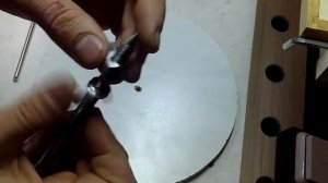 Самодельный циркуль для больших радиусов. 2 в 1. Циркуль для фрезера. Циркуль с карандашом.