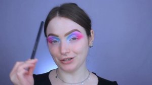 MAKEUP REVOLUTION HARLEY QUINN PALETTE REVIEW AND TUTORIAL