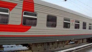 Отправление ЧС7-250 с туристическим поездом №922 Челябинск — Великий-Устюг