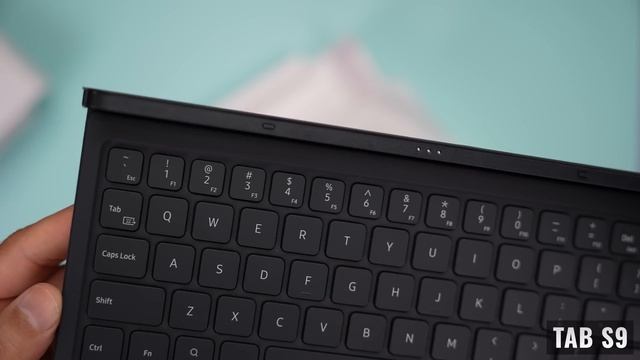 DON’T WASTE YOUR MONEY!!! Galaxy Tab S9 vs Tab S8 смотреть онлайн