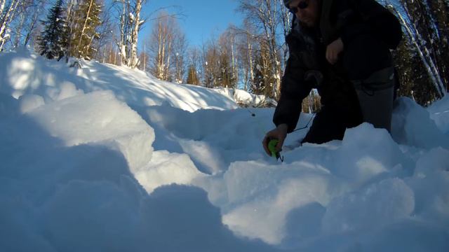 Весна пришла! За Мартовским ХАРИУСОМ! Рыбалка в КОМИ. смотреть онлайн
