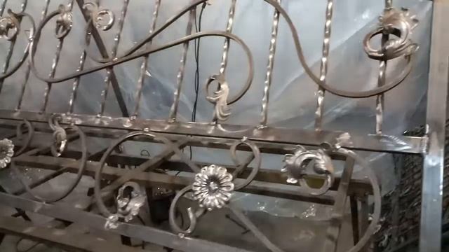 КОРОНОВИРУС СИДИ В ГОРАЖЕ! ОГРАЖДЕНИЯ, забор,полисадник СВОИМИ РУКАМИ. смотреть онлайн