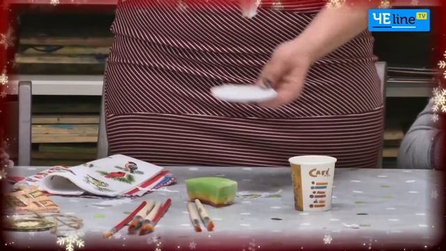 Новогодний лайфхак: декупаж деревянных украшений