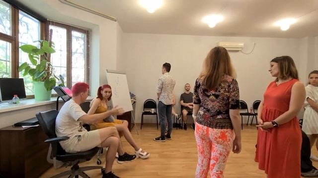 Как проходят расстановки по Хеллингеру? Что это такое? Семейные и системные расстановки.