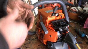 Опасная Бензопила OLEO MAC 941!Ломается ТОЛЬКО упав на голову прорабу!!!