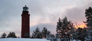 Остров Большой Тютерс. Мужик с бутылкой.