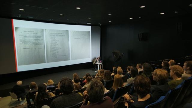 Встреча с куратором. Анна Шакина о выставке «Авангард: на телеге в XXI век» смотреть онлайн