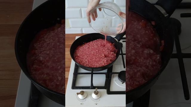 Просто добавь воды! Легкий способ сделать мясной соус "без комочков"