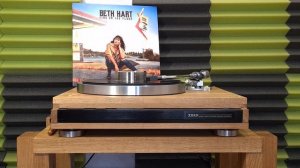 Trio KP-800 + Denon DL-A110. Beth Hart (video 123).