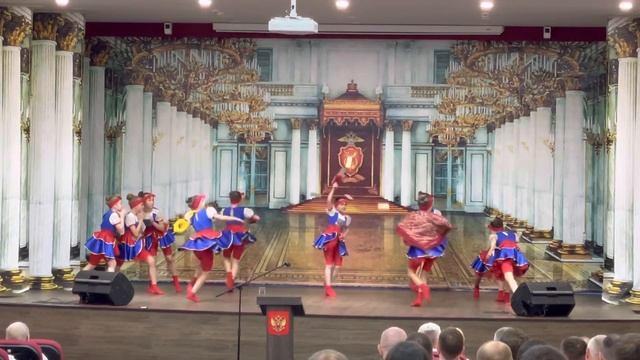 «На ярмарке» в День Российской полиции. ГуМВД смотреть онлайн