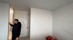 Большое полотно одним контуром|двери в потолок