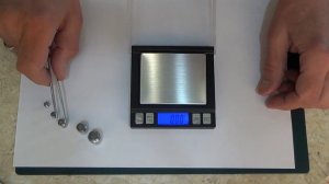 Калибровочные гири для весов.