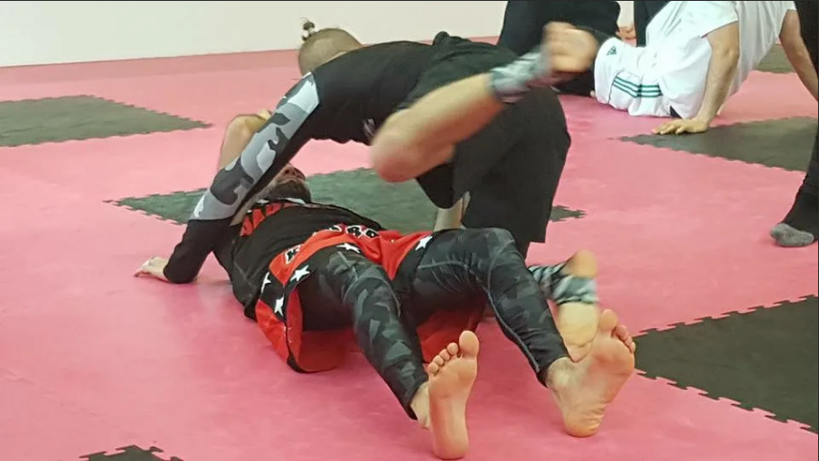 Отрабатываем приемы, танцуем и стараемся! Немного позитива, пота и труда смотреть онлайн