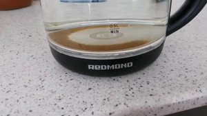 REDMOND STRIX Прозрачный чайник, отзыв. Некачественный.