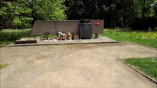 Weimar. Мемориал советским солдатам в Веймаре. Жизнь в Германии. Поздние переселенцы.