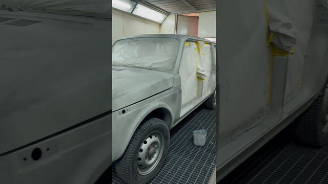 Нива 2131 полная покраска. Цвет: снежная королева.
