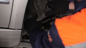 How to change tie rod end / track rod end on SKODA SUPERB 2 TUTORIAL | AUTODOC