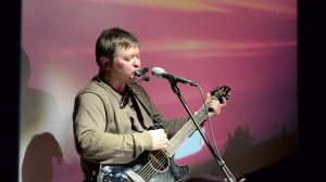 СМОТРИ, КАК СВЕТЛЕЕТ НЕБО