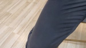 Перкуссионный самомассаж. Передняя поверхность бедра