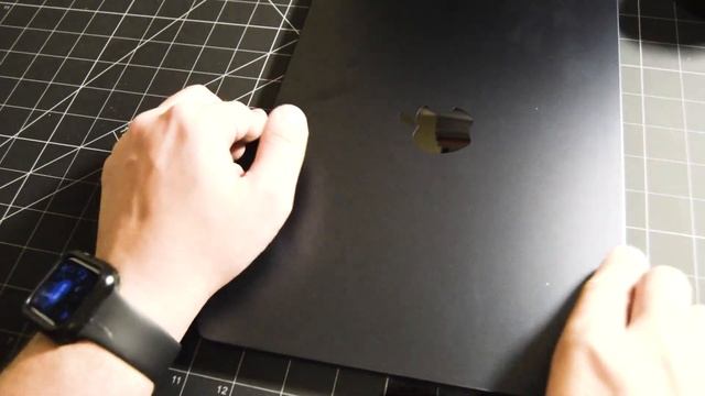 Unboxing MacBook Air M2 Midnight (2022)