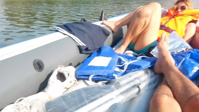 Intex Excursion 5 + Rhino cobold 18 LBS trolling motor смотреть онлайн