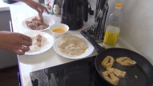 Кальмары в сухарях