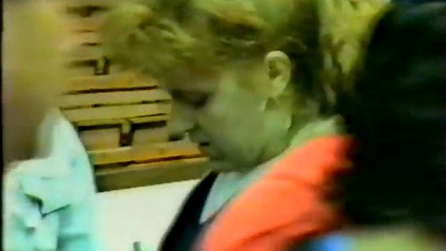 Жим лежа.Соревнования.Чехословакия 1995г. смотреть онлайн