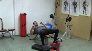 Разведение рук с гантелями лежа на горизонтальной скамье. Упражнение для грудных мышц!