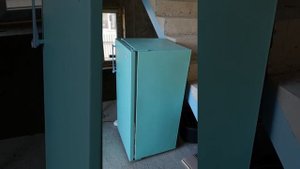 обзор на холодильник Днепр 2, приблизительно пятидесятилетнего возраста.