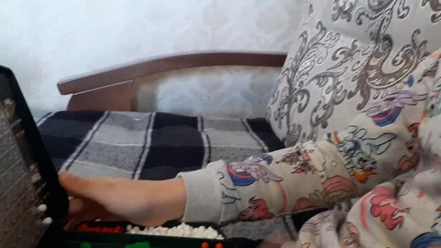 Коронавирус. Как мы сидим дома на карантине. Играем в танковый бой. Настольная игра. смотреть онлайн