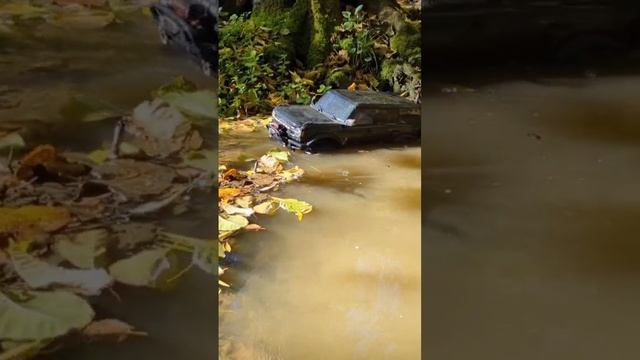 new Ford Bronco crossing deep water and creek смотреть онлайн