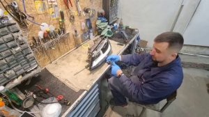 VOLKSWAGEN JETTA установка биксеноновых линз Hella 3R Blue