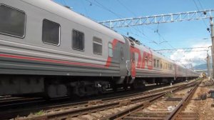 ВЛ10-1362 с поездом №101 Москва — Адлер