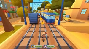 SUBWAY SURFERS MYSTERY HURDLES! TRAVELING TO VENICE BEACH