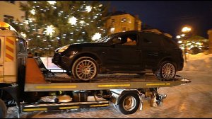 Дрифт вокруг Новогодней ёлки. Porsche Turbo S. Монстр 16.