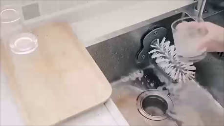 Щетка для чистки.