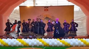 Народный сценический казачий ансамбль Хуторок...