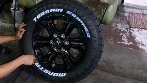 Monsta Terrain Gripper 285/60 R18 on 2023 Mitsubishi Strada @ RNH Tire Supply ?