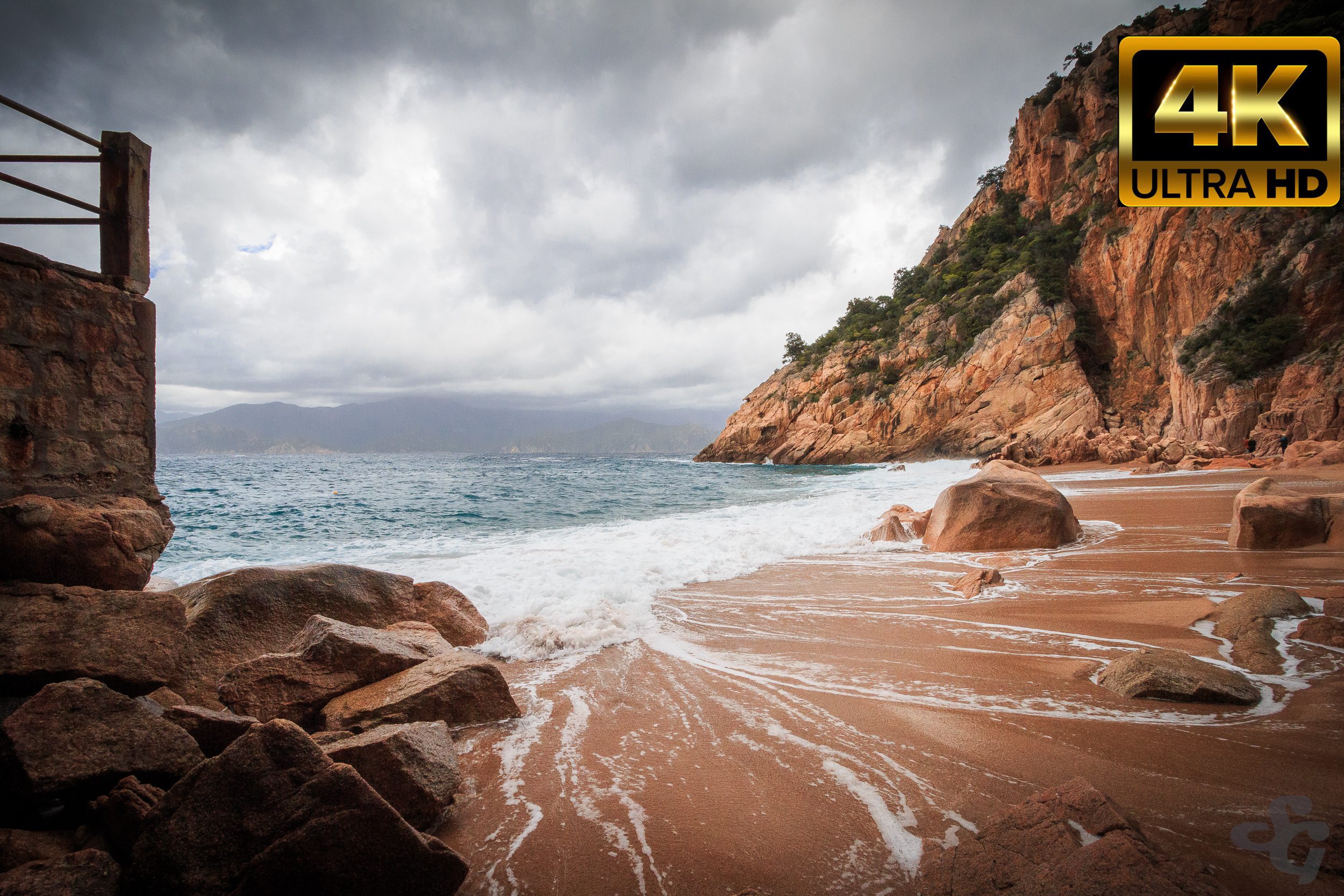 Как называется вид на море. Пляж «дикий берег» ЮАР. Океан побережье залив камень скалы. Шри Ланка Скалистый берег. Бухта Клифф (Cliff Bay) пляж.