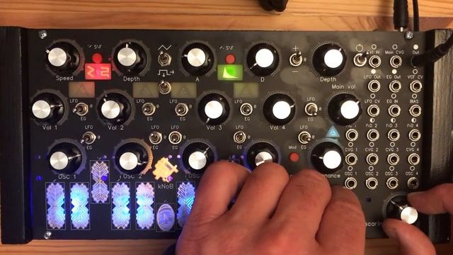 Muscarin Synthesizer demo (playing only) смотреть онлайн