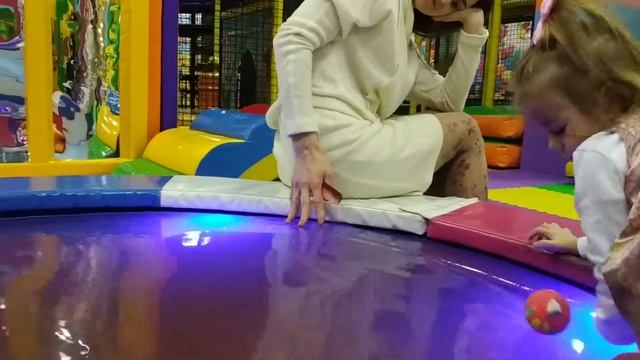 1 МАРТА 2019 ТЦ ГАЛИЛЕО КАРАМЕЛЬКА ПЕРВЫЙ ДЕНЬ ВЕСНЫ ОТМЕЧАЕМ смотреть онлайн