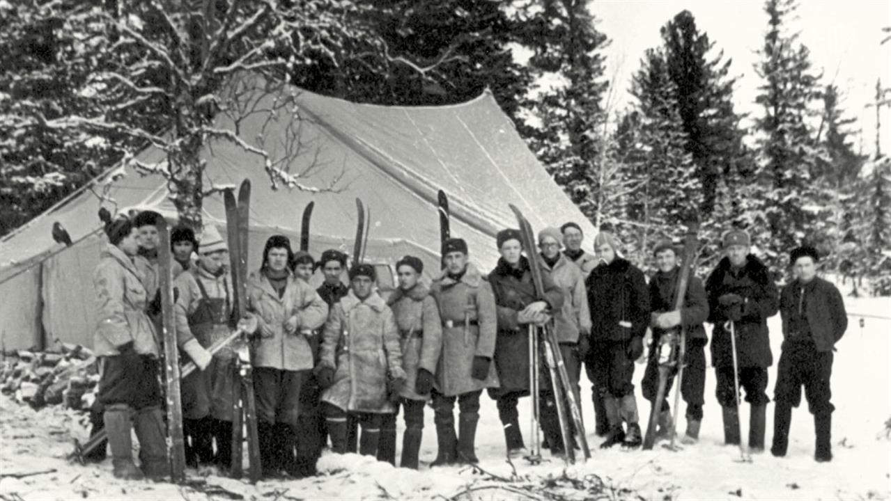 Программа "На самом деле" продолжает расследование гибели студентов на перевале Дятлова